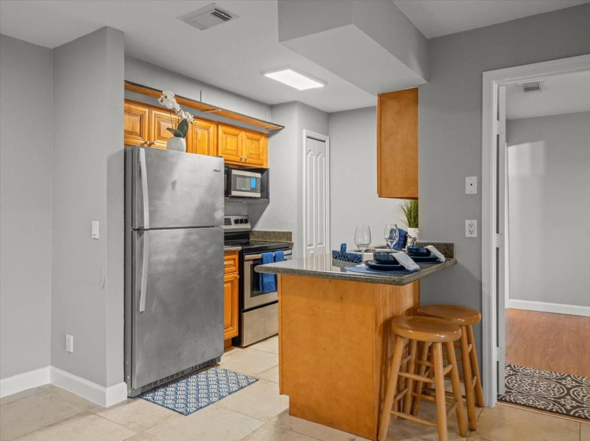 Condo for rent at 230 Thorntree Place, Brandon, FL 33510