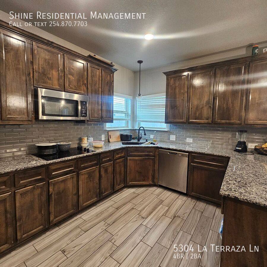 House for rent at 5304 La Terraza Lane, Killeen, TX 76549