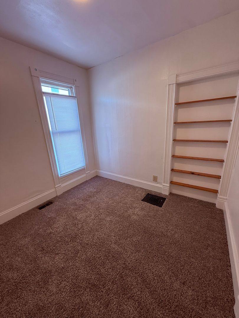 Apartment for rent at 4516 3rd Ave, Sioux City, IA 51106
