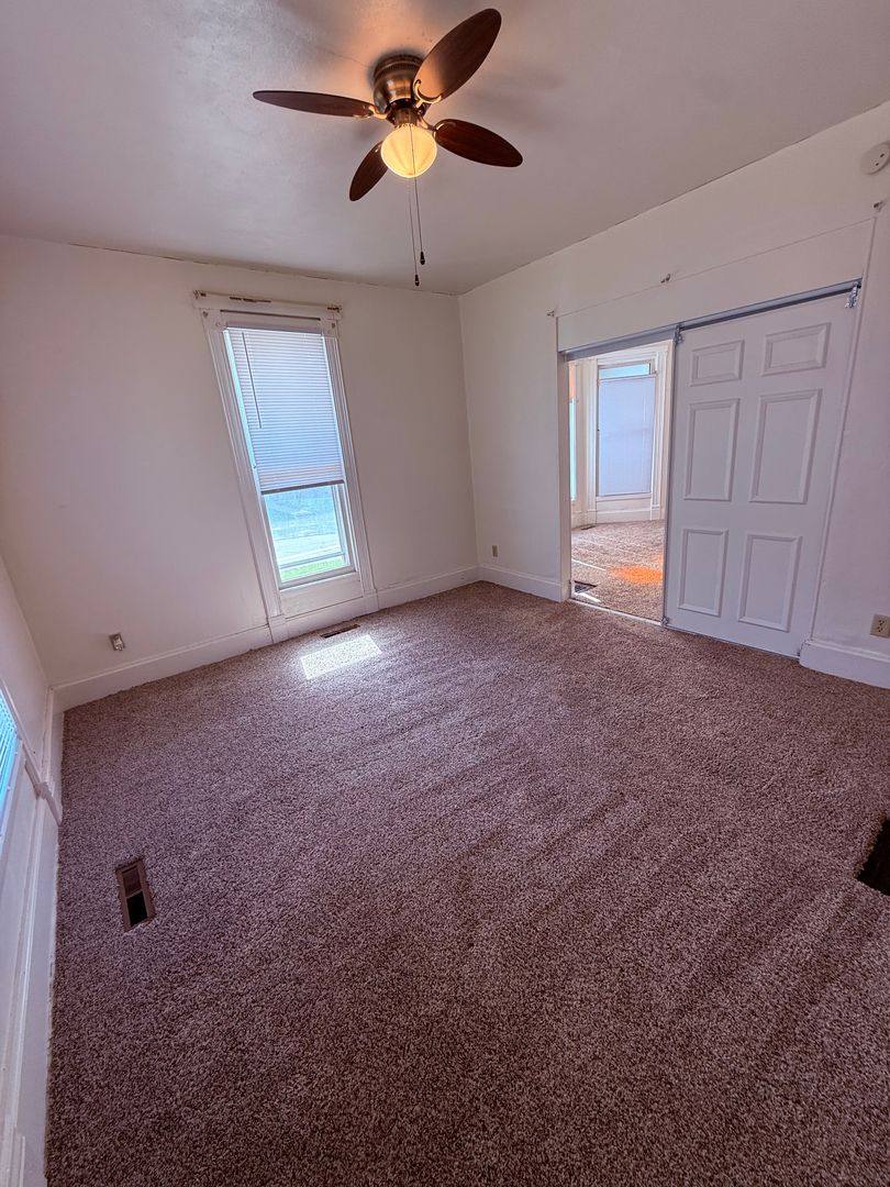 Apartment for rent at 4516 3rd Ave, Sioux City, IA 51106