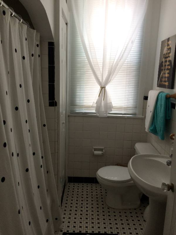 Apartment for rent at 1532 Burney Lane #4, Cincinnati, OH 45230