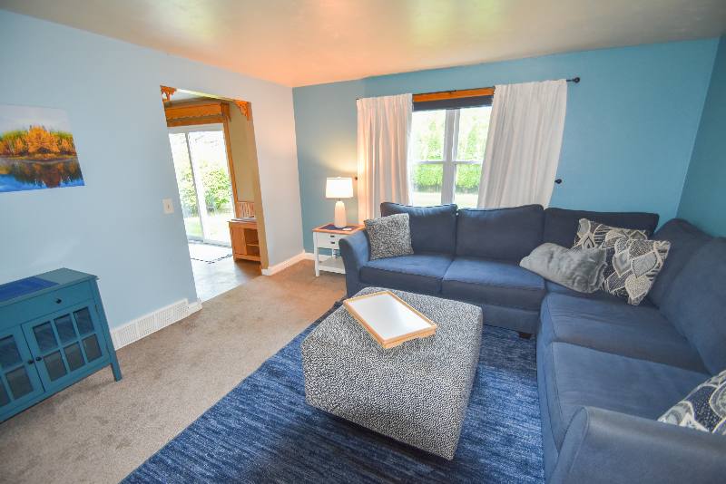 Townhouse for rent at 1030 Coppens Rd, Green Bay, WI 54303