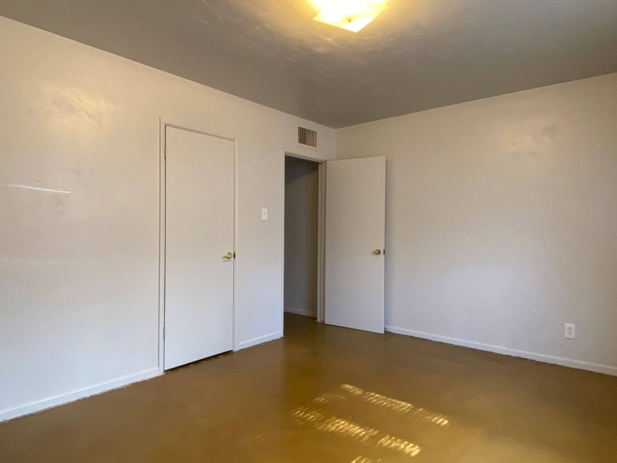House for rent at 1014 W 17th Place #MH, Tempe, AZ 85281