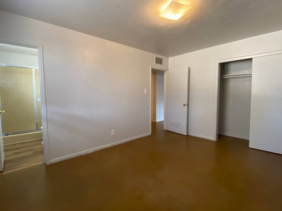 House for rent at 1014 W 17th Place #MH, Tempe, AZ 85281