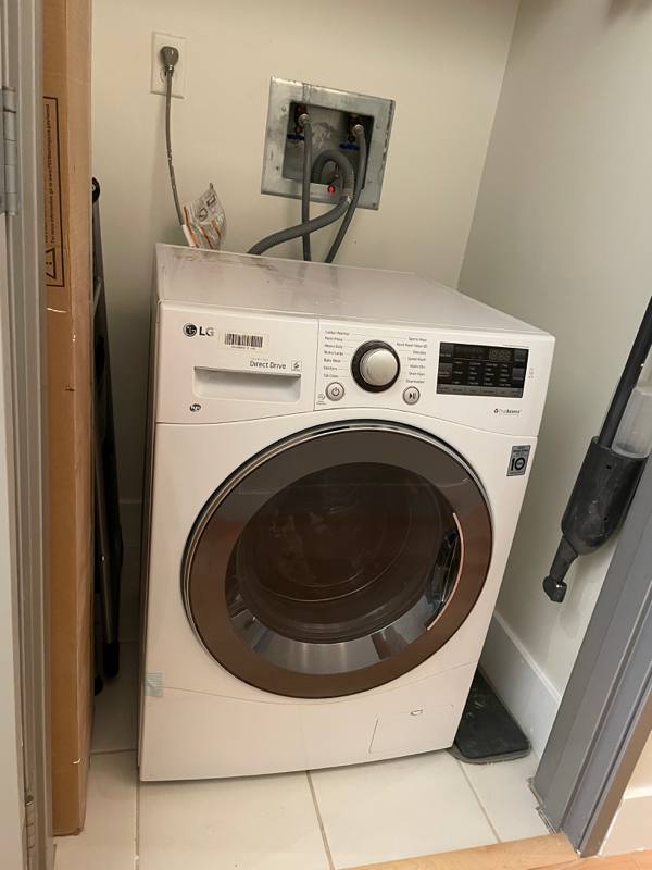 Apartment for rent at 645 W 9th St, Los Angeles, CA 90015
