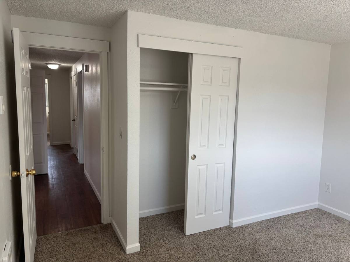 House for rent at 819 NW 7th St, Redmond, OR 97756