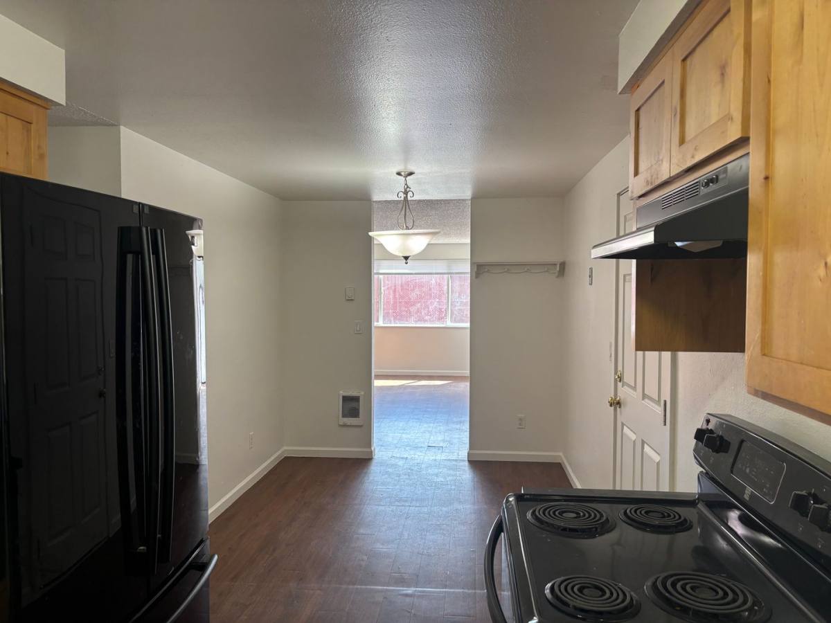House for rent at 819 NW 7th St, Redmond, OR 97756
