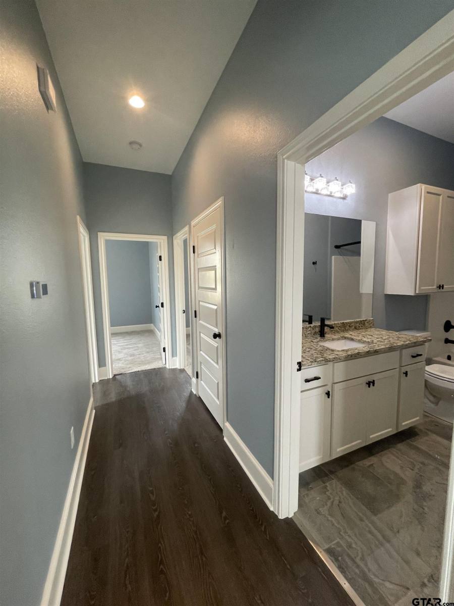 Apartment for rent at 1033 Stagecoach Bend, Bullard, TX 75757