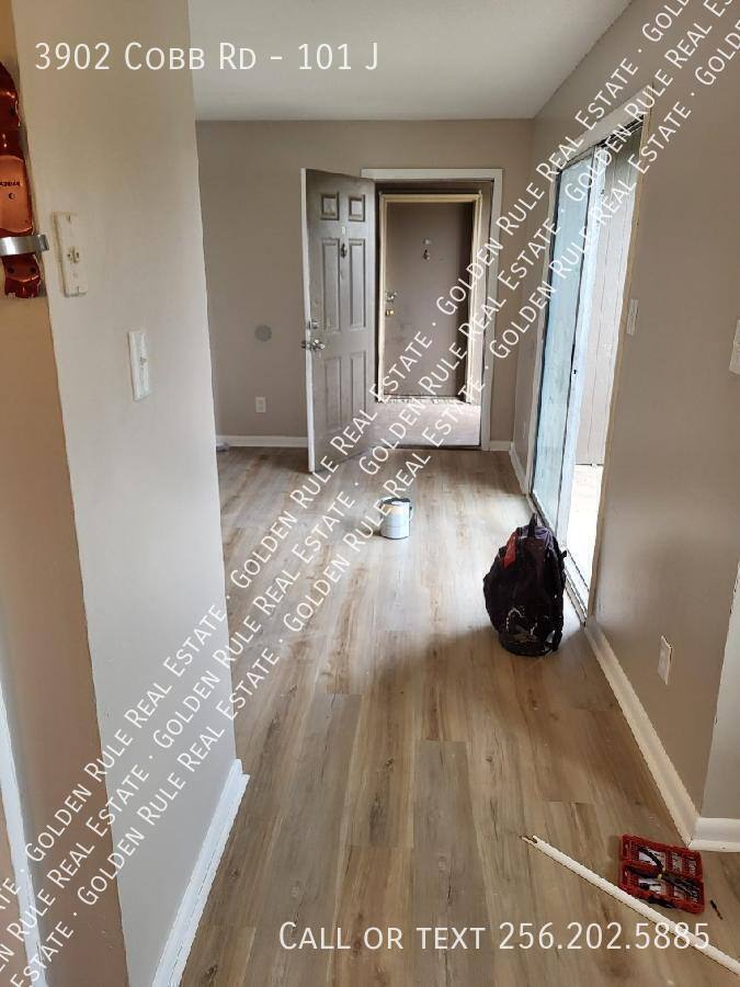 Apartment for rent at 3902 Cobb Rd #101 J, Huntsville, AL 35805