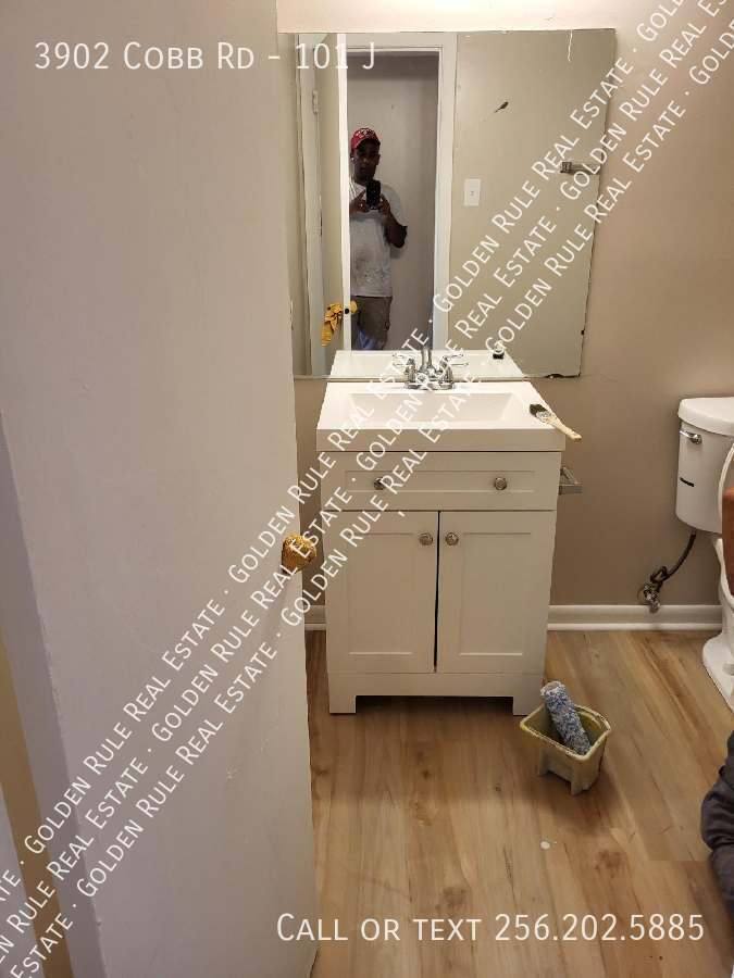 Apartment for rent at 3902 Cobb Rd #101 J, Huntsville, AL 35805