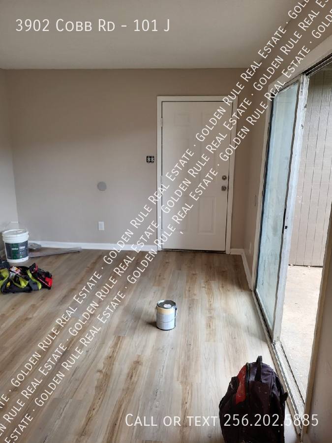 Apartment for rent at 3902 Cobb Rd #101 J, Huntsville, AL 35805