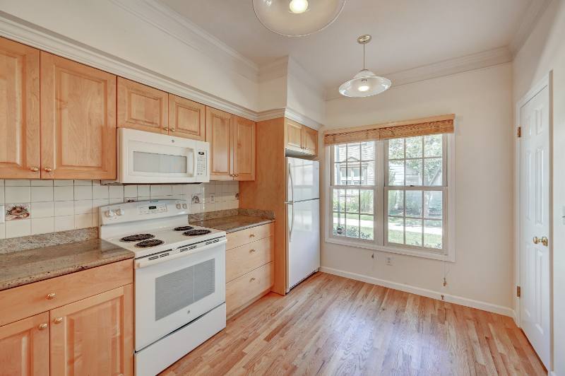 Townhouse for rent at 927 Jersey St, Denver, CO 80220