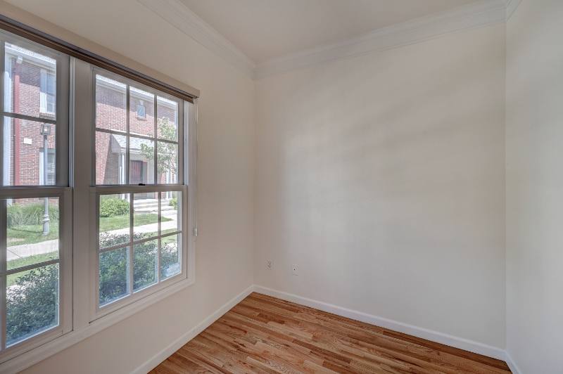 Townhouse for rent at 927 Jersey St, Denver, CO 80220