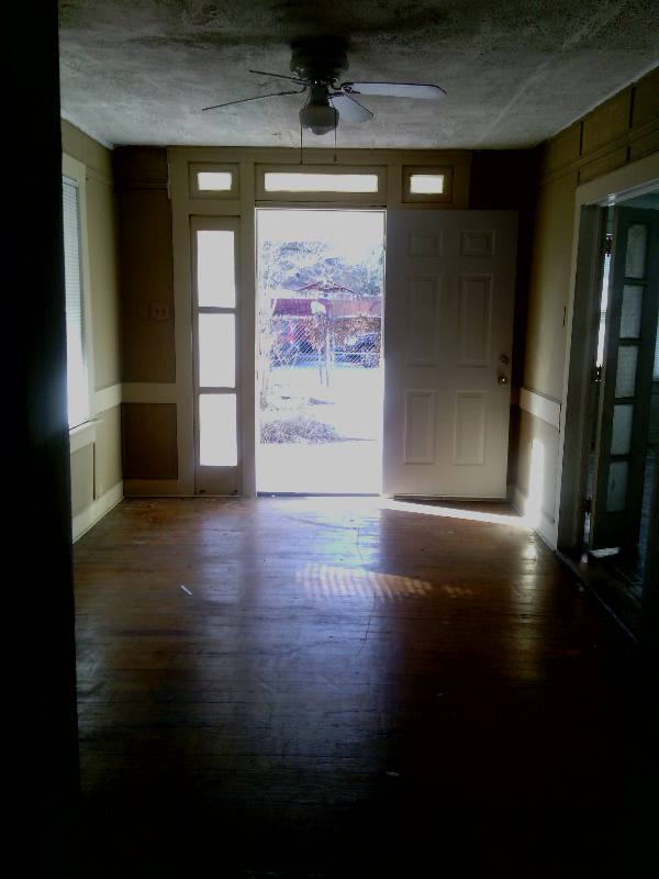 House for rent at 110 Dowdy St, San Antonio, TX 78204