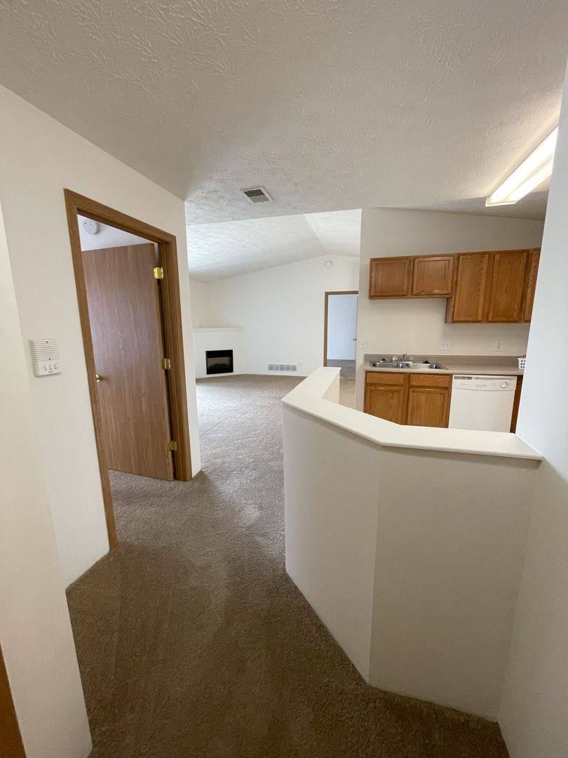 Apartment for rent at 10905 Shaker Point Way, Harrison, OH 45030