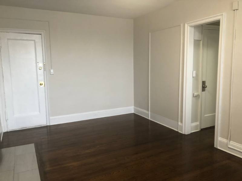 Apartment for rent at 34 State St #5C, Teaneck, NJ 07666