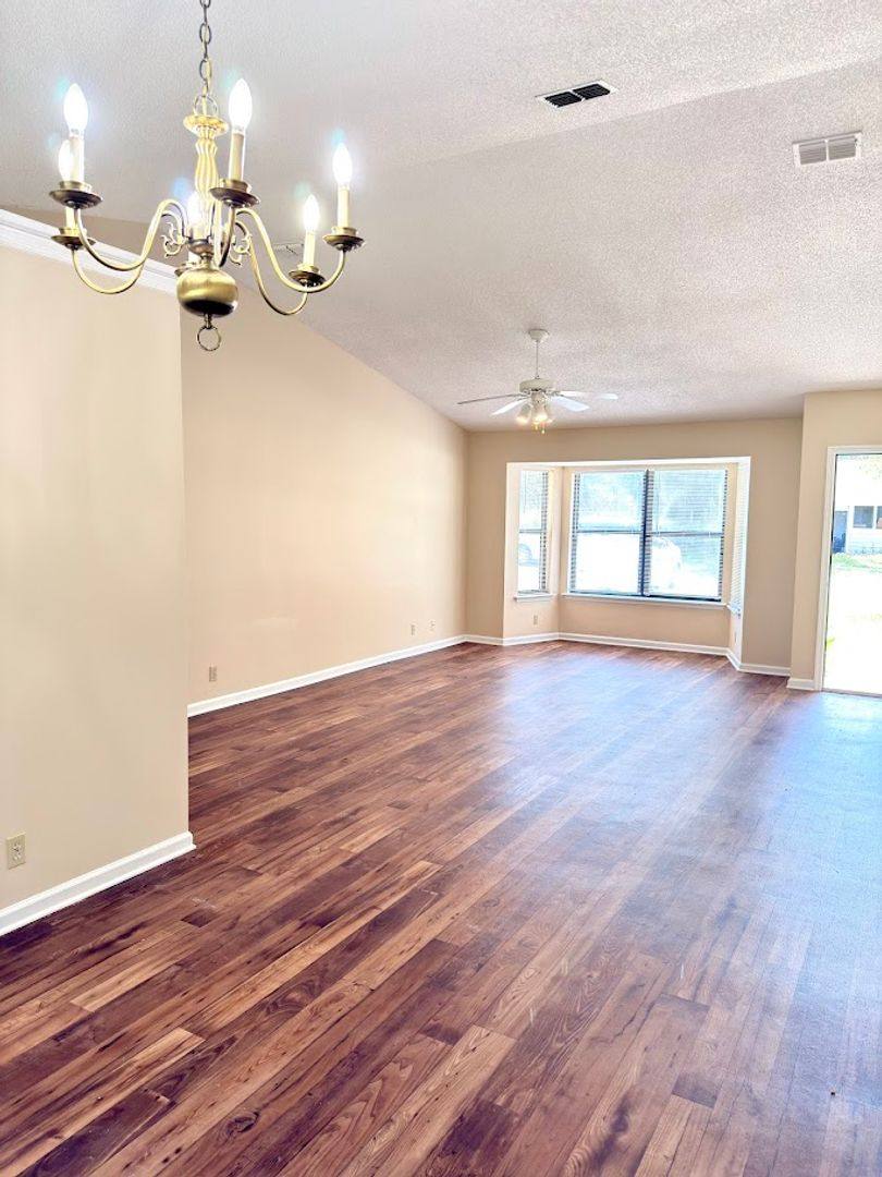 House for rent at 202 Cypress Dr, Kingsland, GA 31548