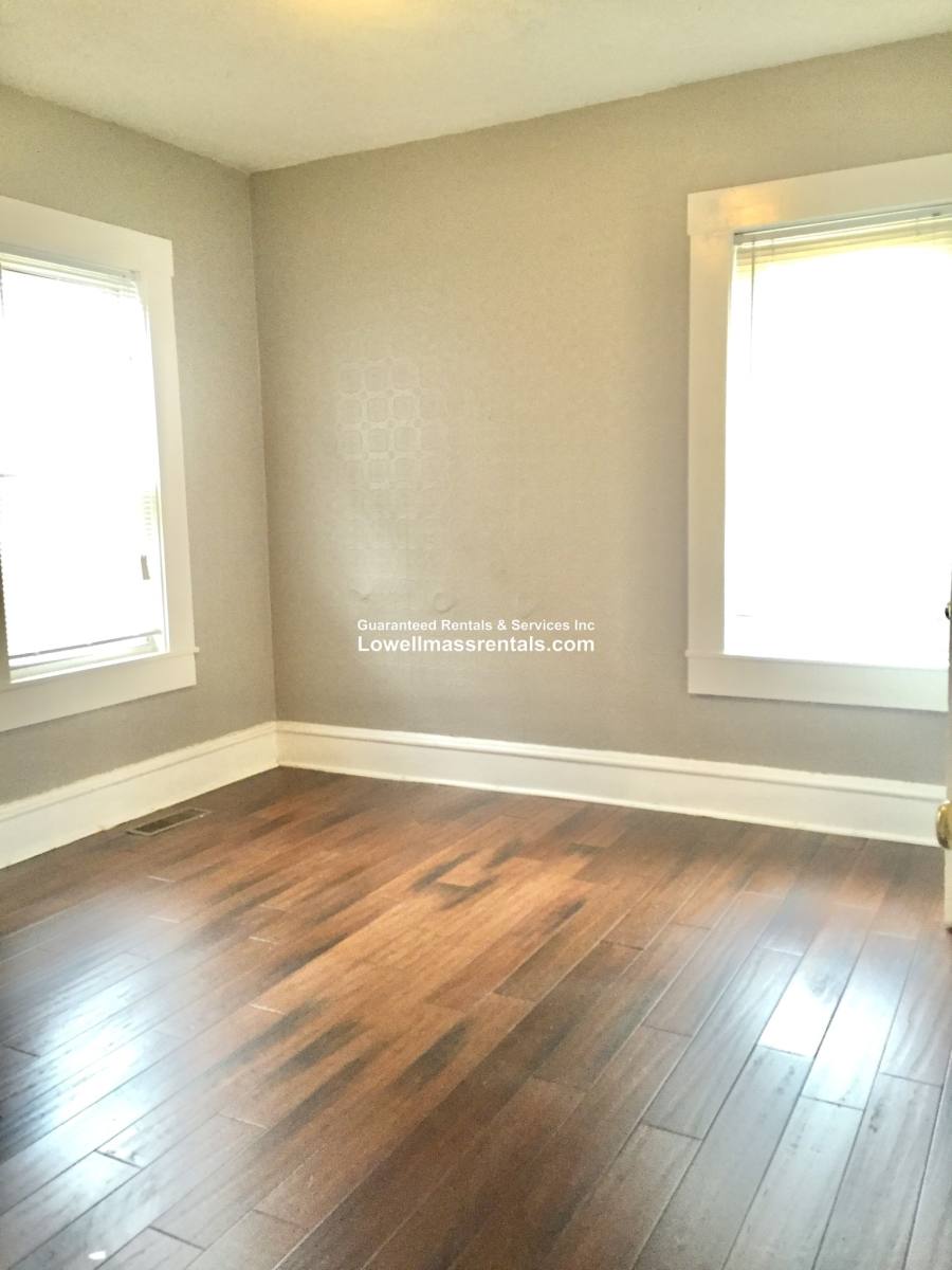 House for rent at 11 Phillips St, Lowell, MA 01854