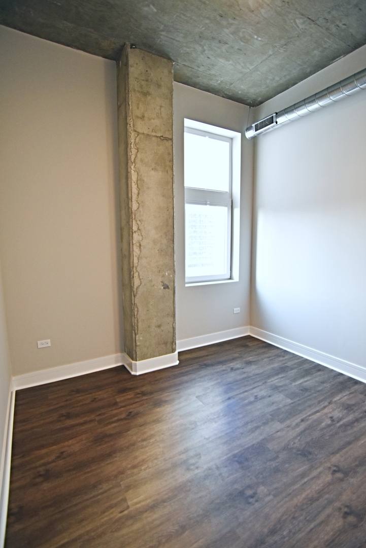 Apartment for rent at 3833 N Broadway St #512, Chicago, IL 60613