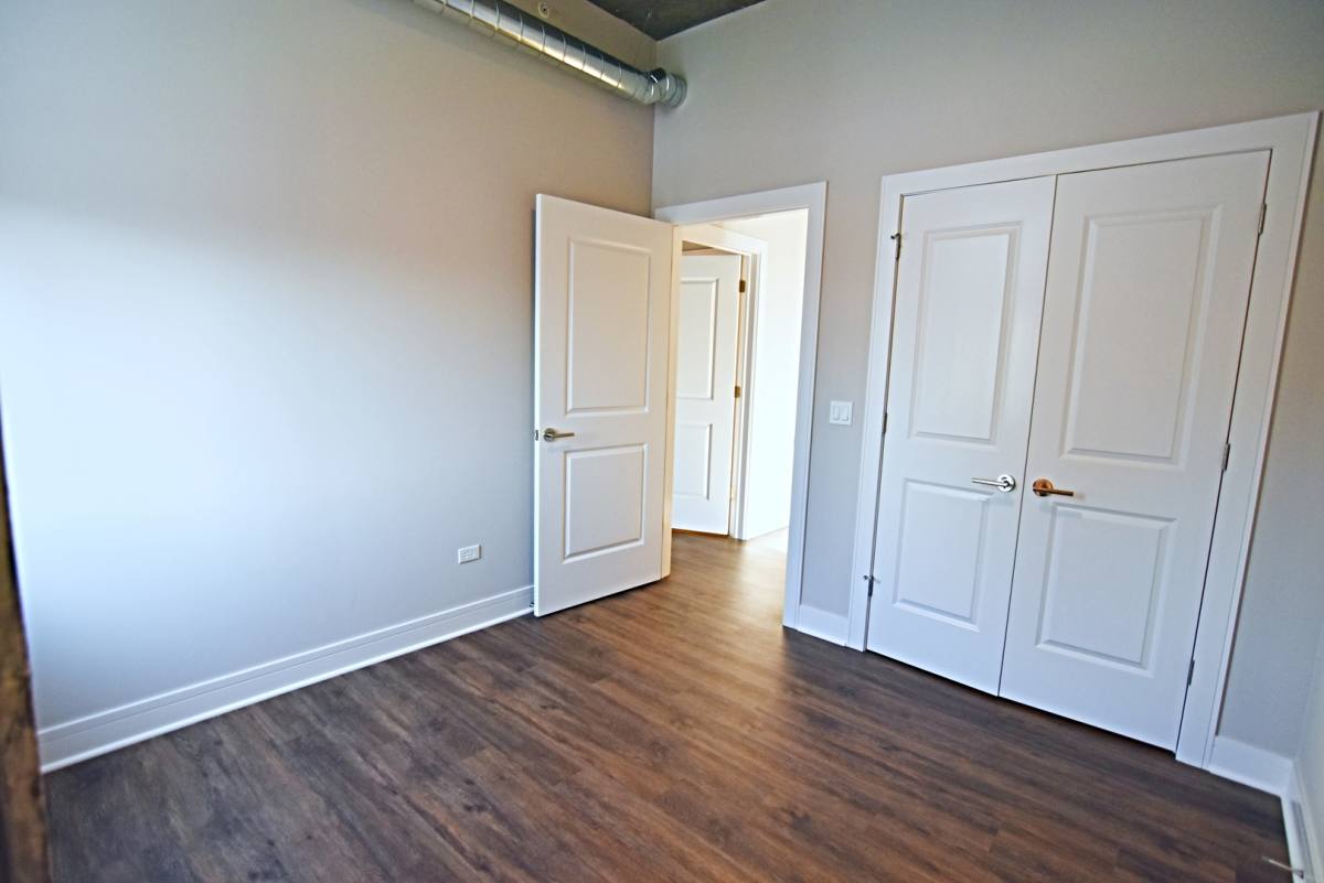 Apartment for rent at 3833 N Broadway St #512, Chicago, IL 60613