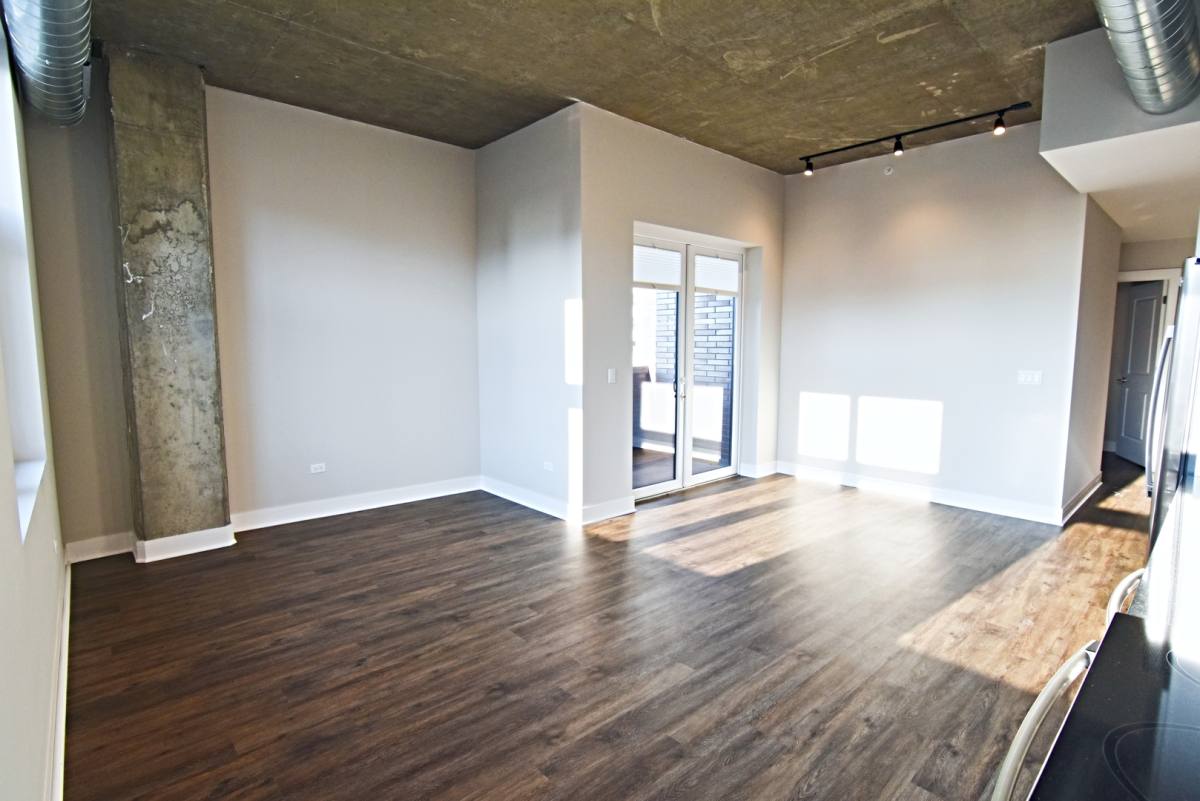 Apartment for rent at 3833 N Broadway St #512, Chicago, IL 60613