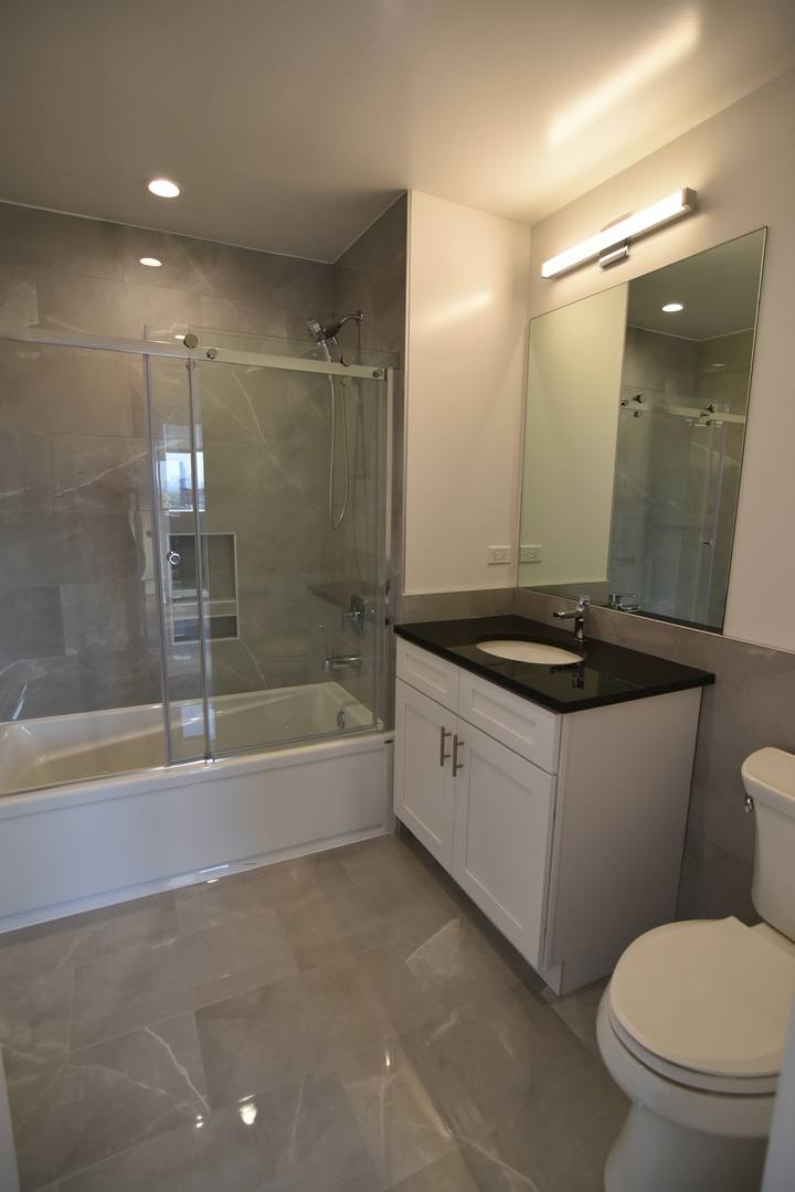 Apartment for rent at 3833 N Broadway St #512, Chicago, IL 60613