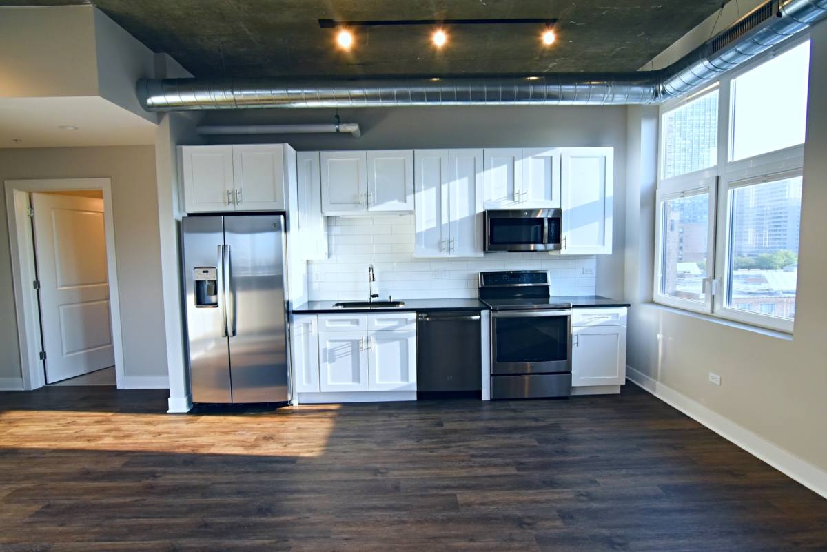Apartment for rent at 3833 N Broadway St #512, Chicago, IL 60613