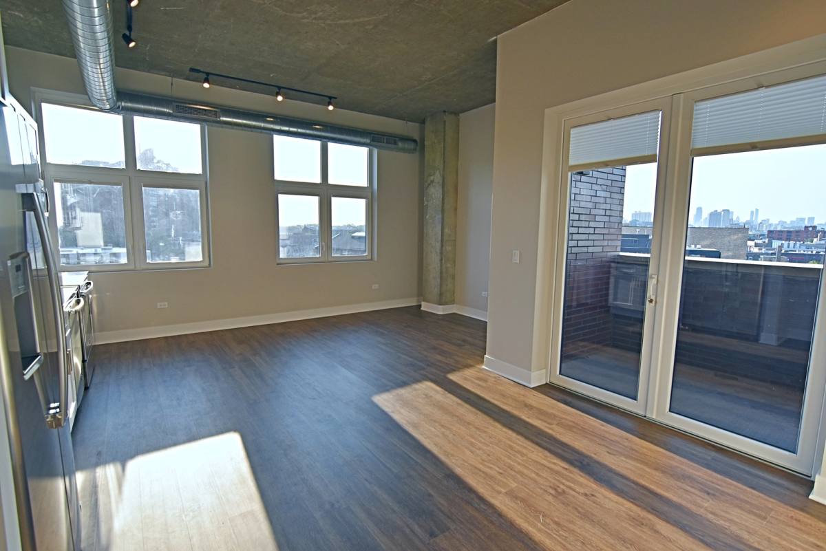 Apartment for rent at 3833 N Broadway St #512, Chicago, IL 60613