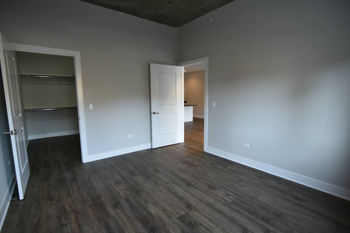 Apartment for rent at 3833 N Broadway St #217, Chicago, IL 60613
