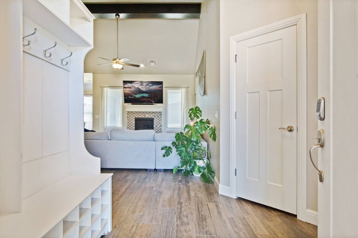 House for rent at 10004 Glover River Dr, Yukon, OK 73099