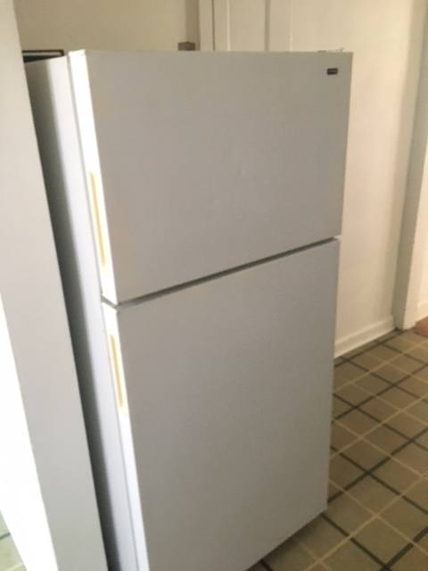 Apartment for rent at 18320 Newell, Beachwood, OH 44122