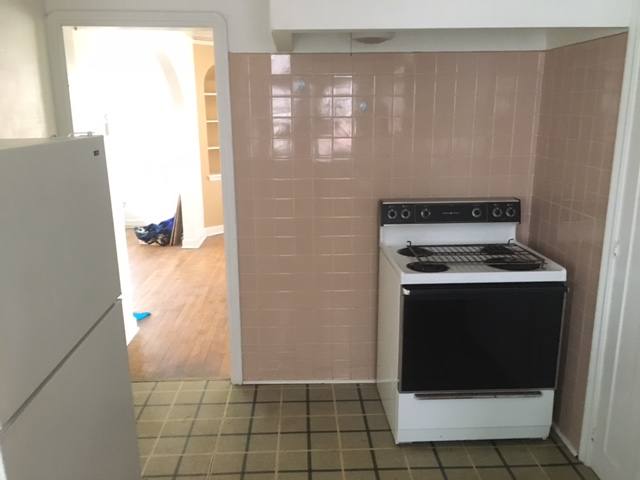 Apartment for rent at 18320 Newell, Beachwood, OH 44122