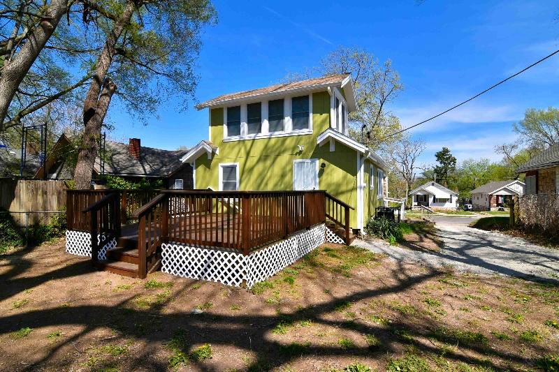 House for rent at 5712 Garfield Ave, Kansas City, MO 64130