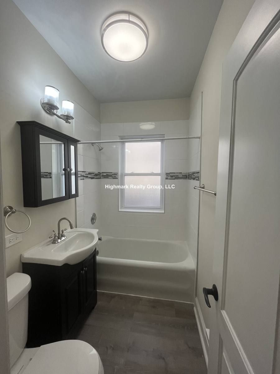 Apartment for rent at 327 Kedzie St #3N, Evanston, IL 60202