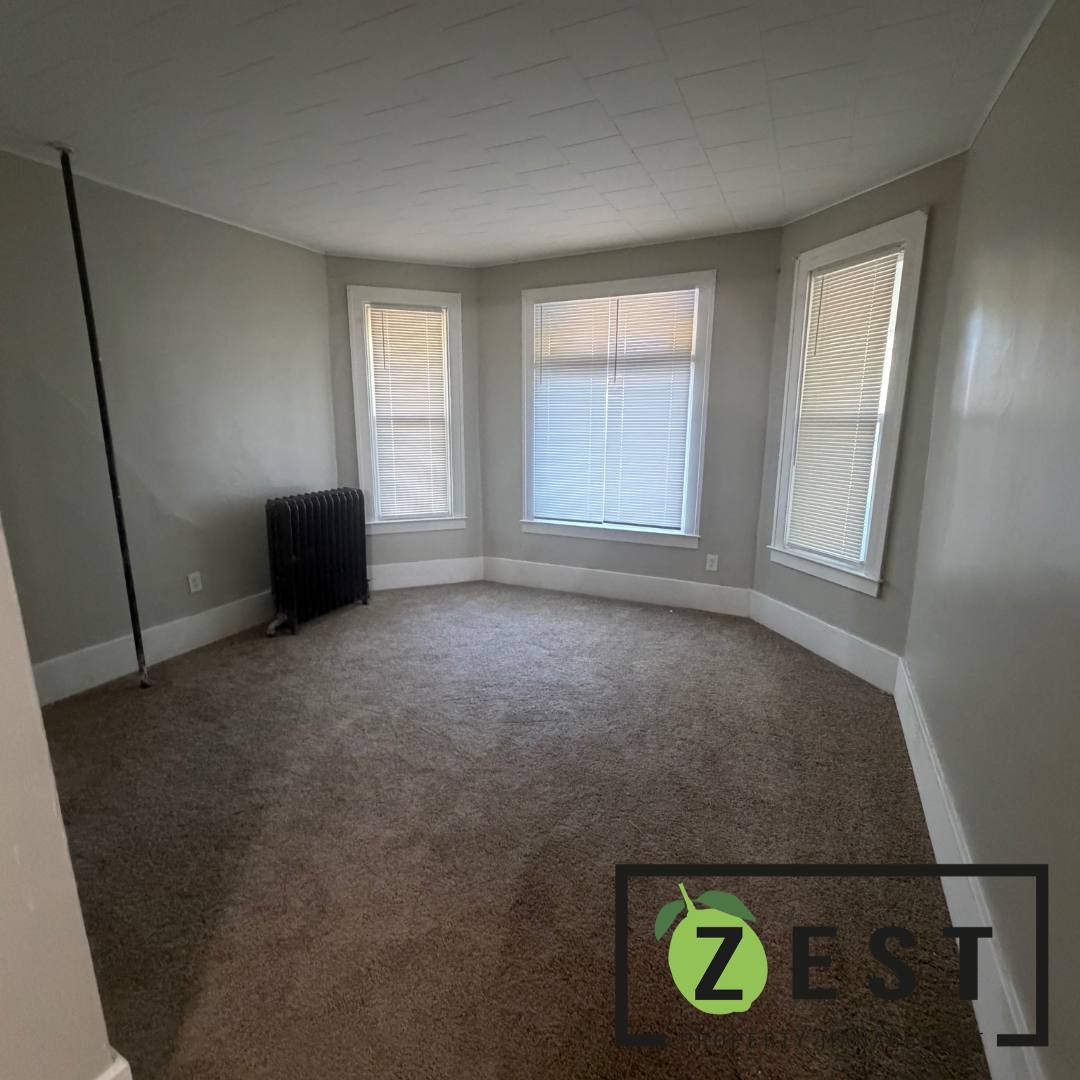 Apartment for rent at 17 W James, River Rouge, MI 48218