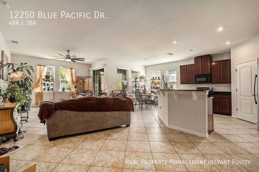 House for rent at 12250 Blue Pacific Dr, Riverview, FL 33579