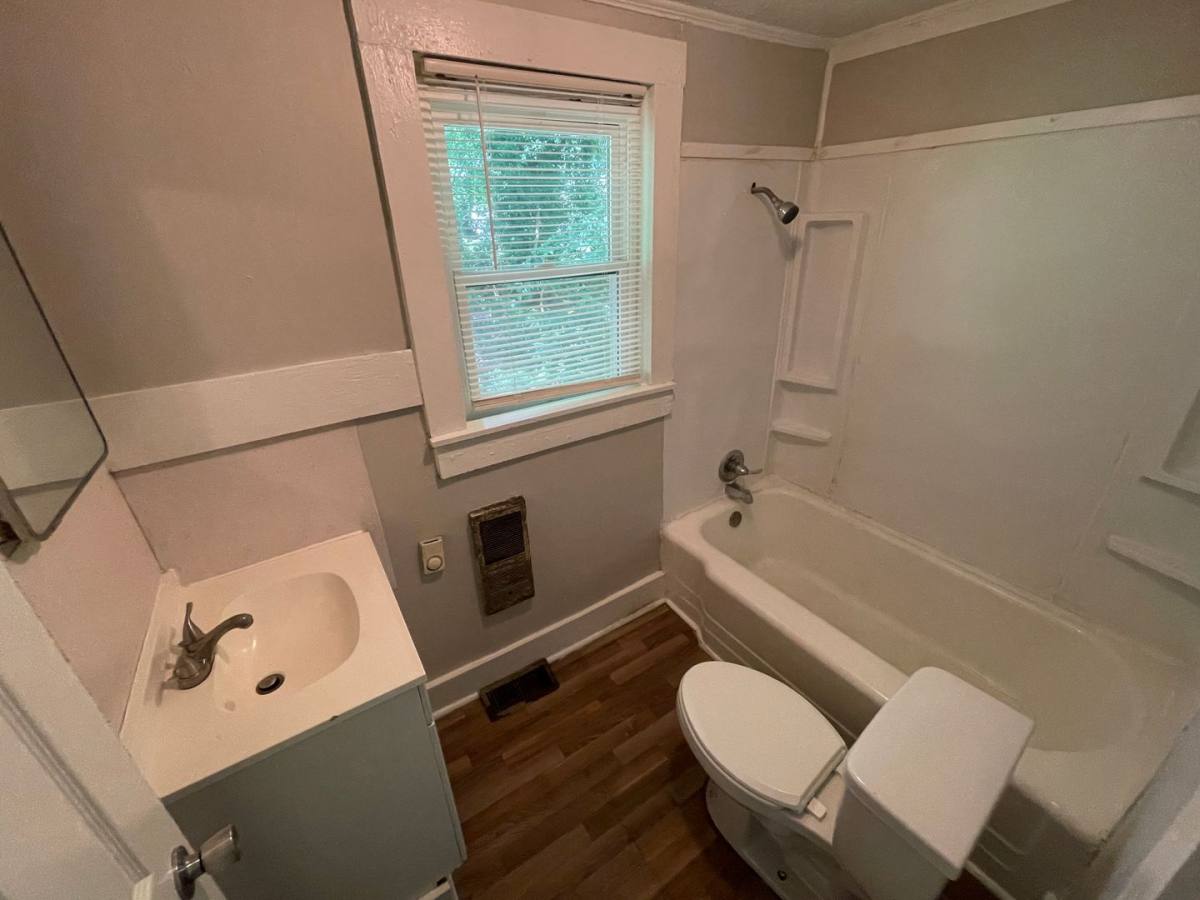 House for rent at 310 W Norment Ave, Gastonia, NC 28052