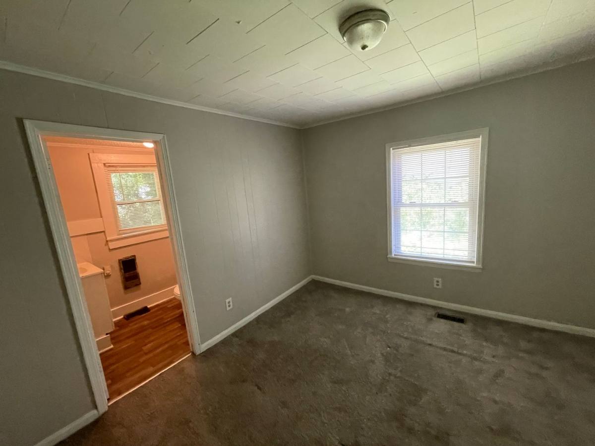 House for rent at 310 W Norment Ave, Gastonia, NC 28052