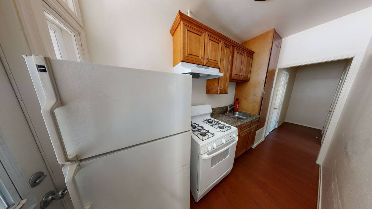 Apartment for rent at 1020 Fair Oaks Ave, South Pasadena, CA 91030
