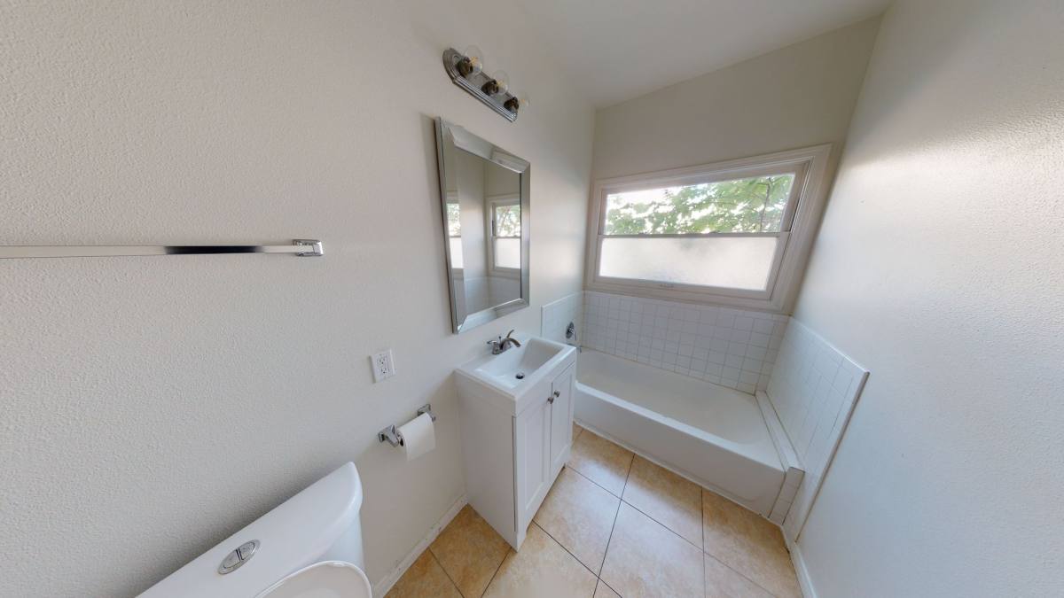 Apartment for rent at 1020 Fair Oaks Ave, South Pasadena, CA 91030