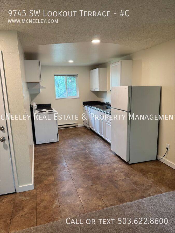 Apartment for rent at 9745 SW Lookout Terrace #C, Beaverton, OR 97008