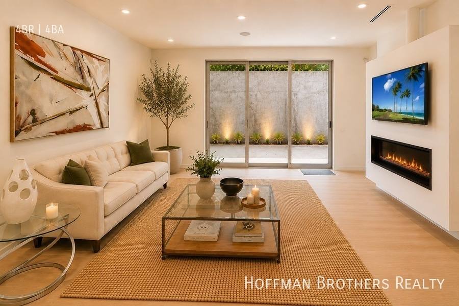 Townhouse for rent at 18227 Coastline Dr, Malibu, CA 90265