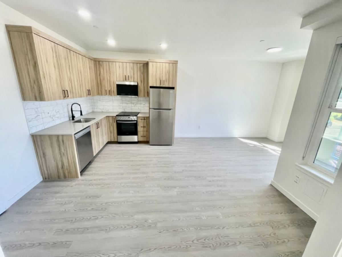 Apartment for rent at 2465 NE Alberta St, Portland, OR 97211