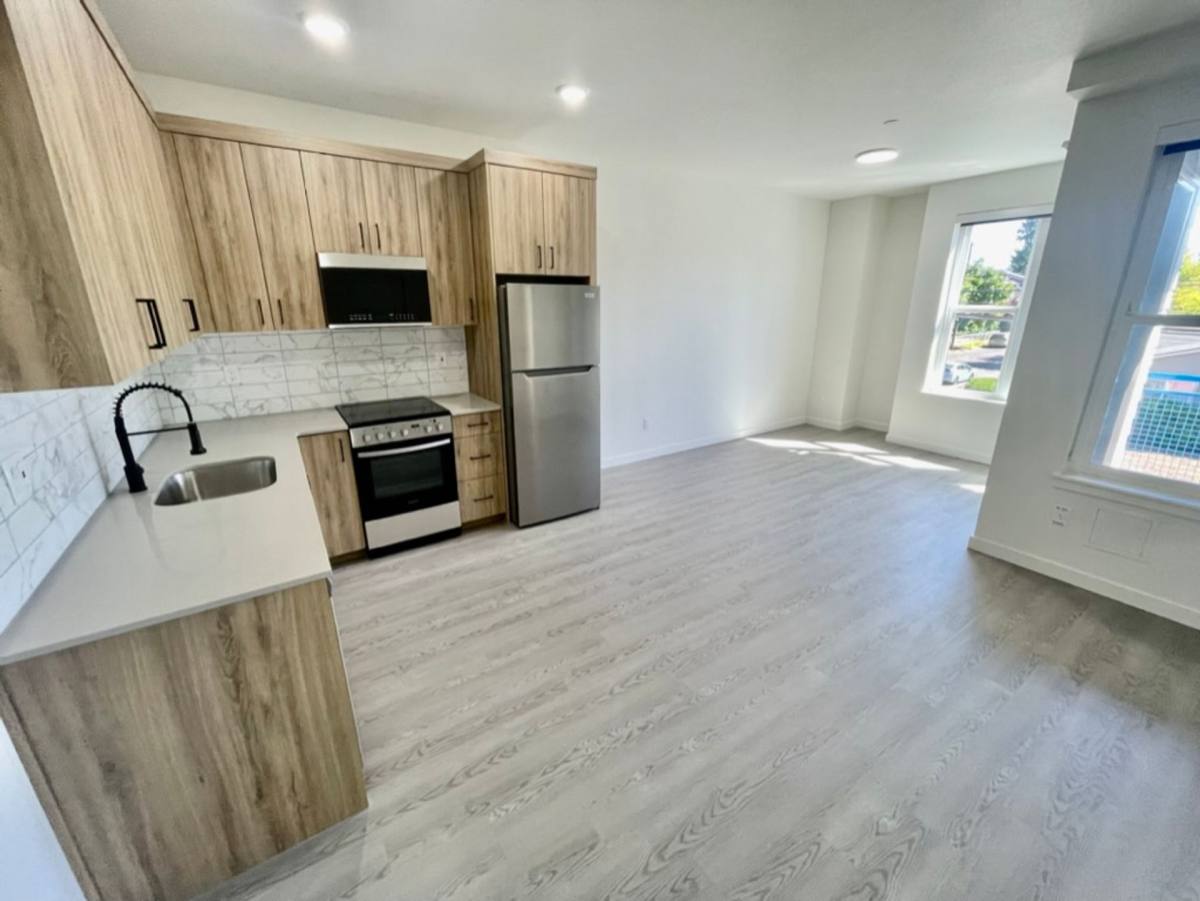 Apartment for rent at 2465 NE Alberta St, Portland, OR 97211