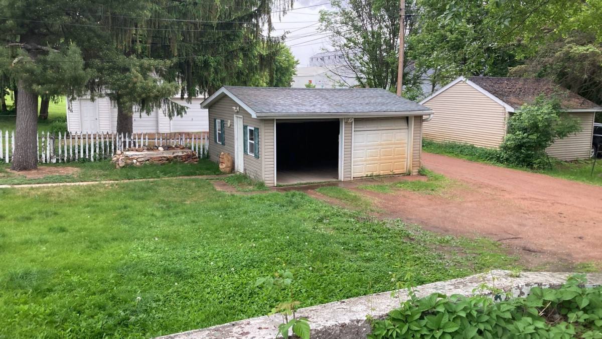 Apartment for rent at 1017 S 3rd Ave, Wausau, WI 54401