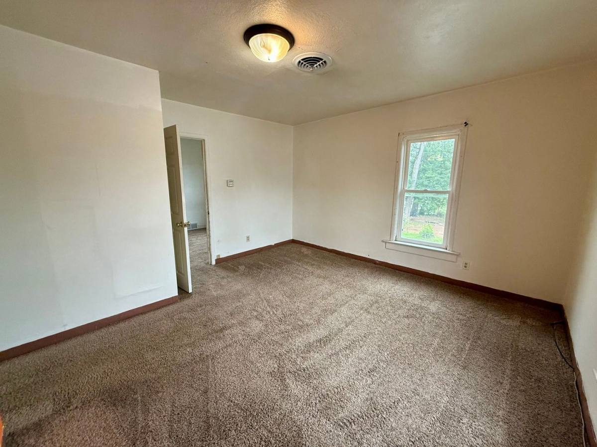 Apartment for rent at 309 Garfield Ave, Wausau, WI 54401