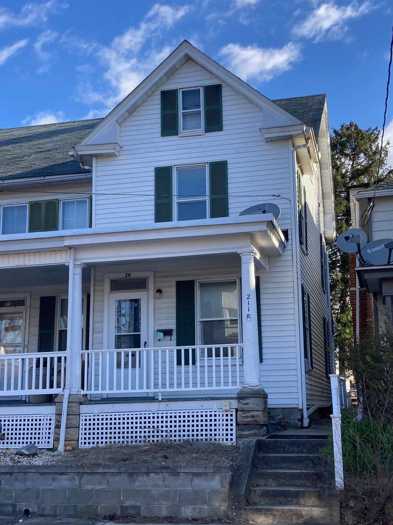 Apartment for rent at 211 W Fourth St, Waynesboro, PA 17268