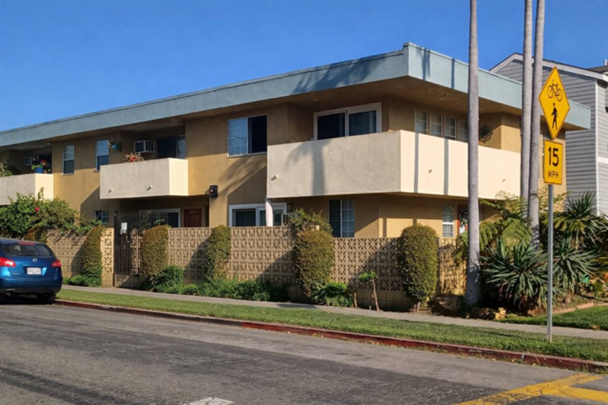 Apartment for rent at 10228-10230 Tabor St, Los Angeles, CA 90034