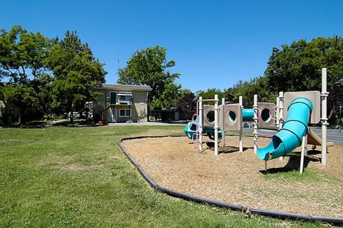 Apartment for rent at 815 Bryte Ave, West Sacramento, CA 95605