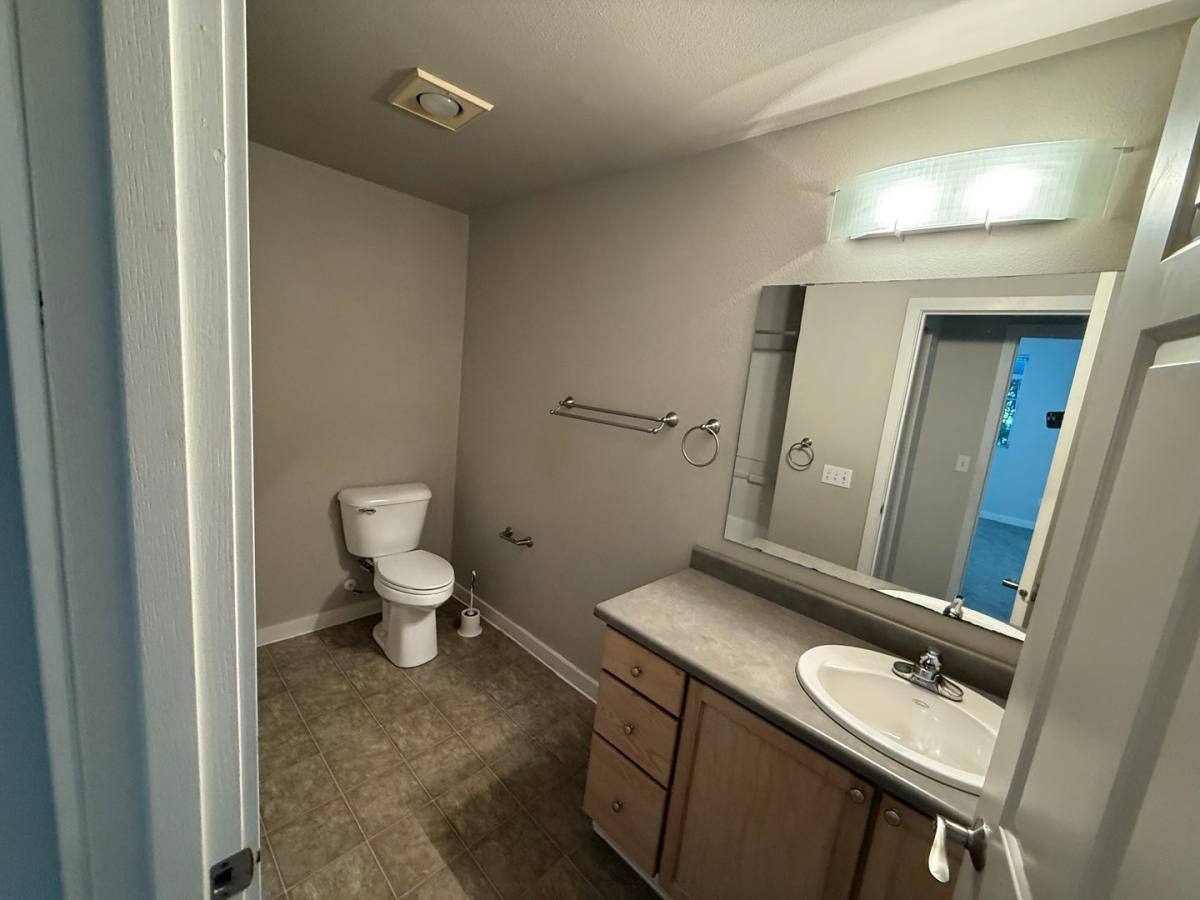 Condo for rent at 18930 Bothell Everett Highway F101, Bothell, WA 98012